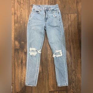 American Eagle Mom Jeans